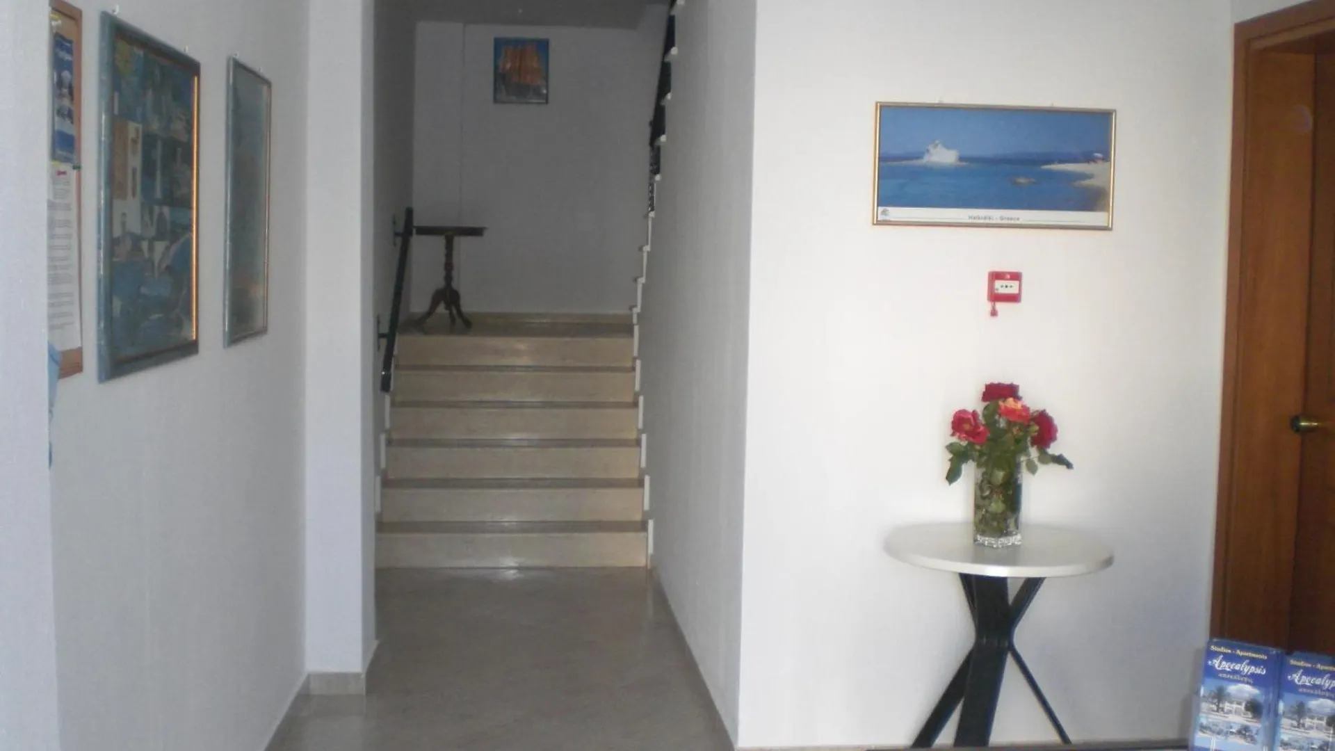 Apartment Apocalypsis Studios-Apartments Psakoudia
